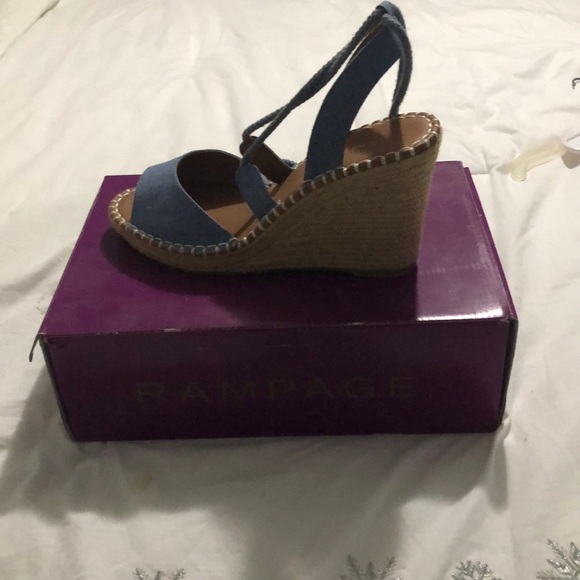 Shoe Rampage, good color Mahon - Picture 2 of 5